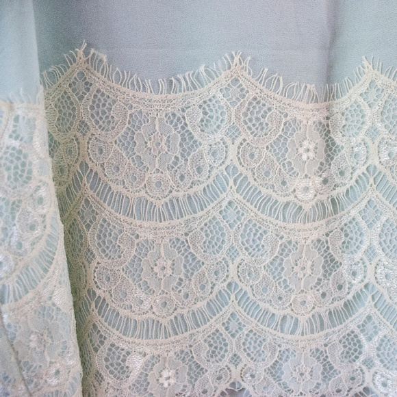 2/$20 Chole K Delicate Sheer w/ Lace Blouse Tank - Picture 5 of 5